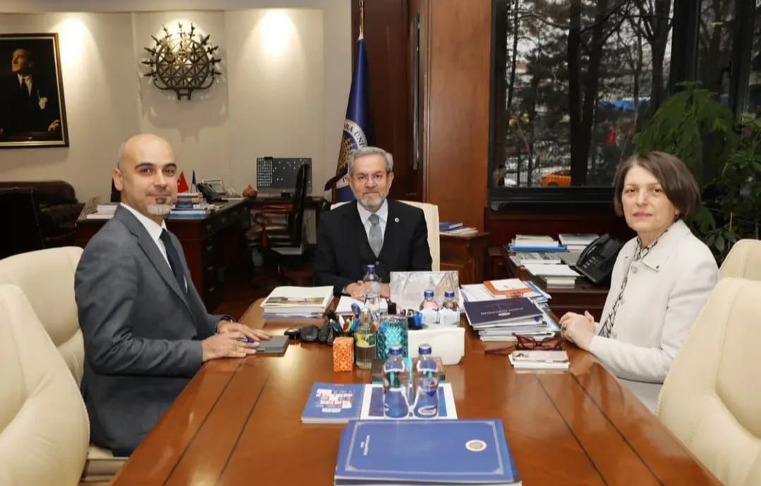 Necdet ÜNÜVAR, Ali ŞENOK