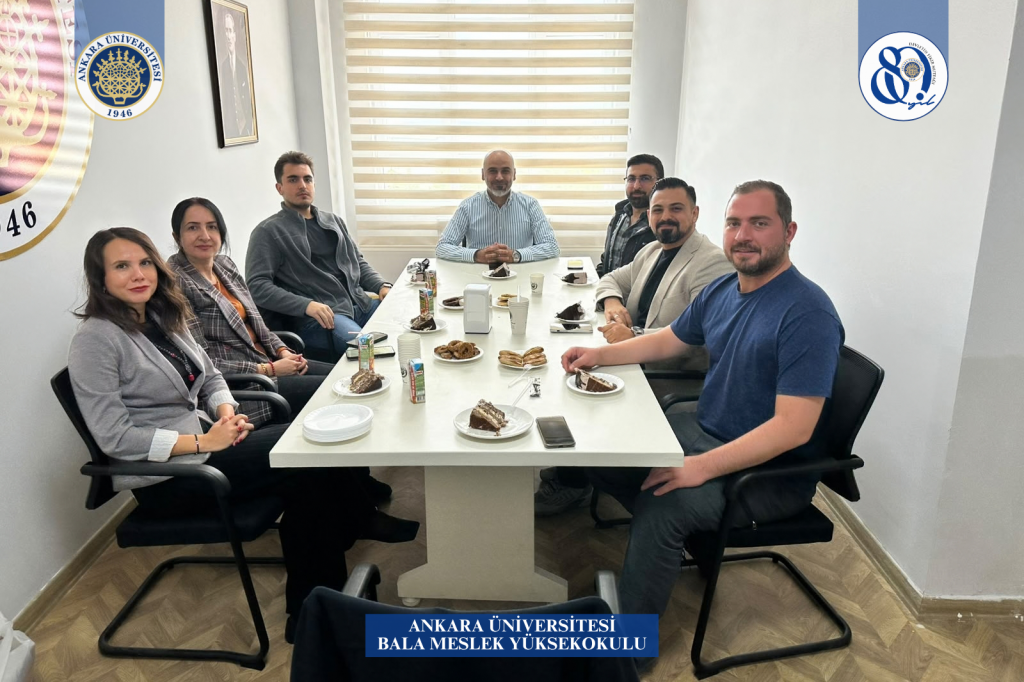 Birbirimizin Başarısına Seviniyoruz; Çünkü Biz ,Bir Ekibiz.